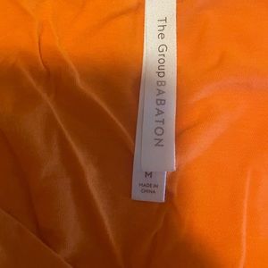 Aritzia the Group by Babaton Foundation V neck in size medium